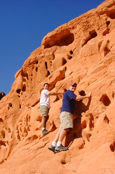 Hiking in Valley of Fire State Park