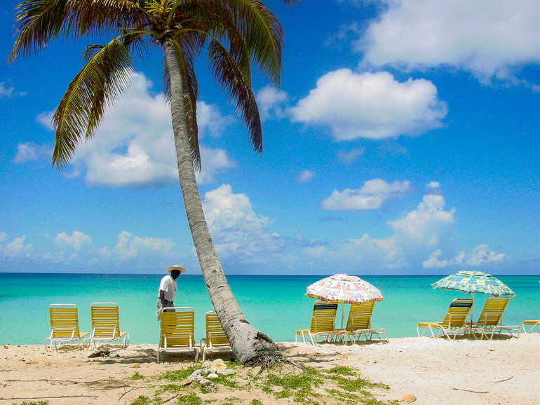 Mullet Beach in St Maarten