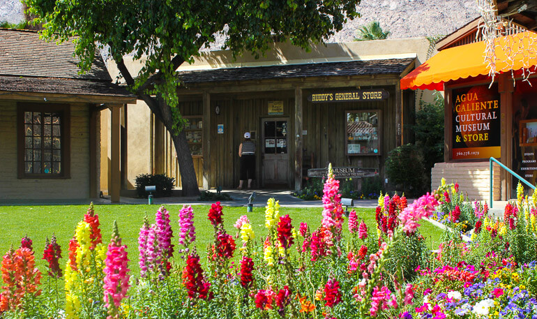 Historical Buildings in Downtown Palm Springs