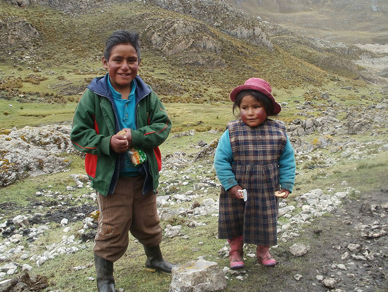 Peruvian children